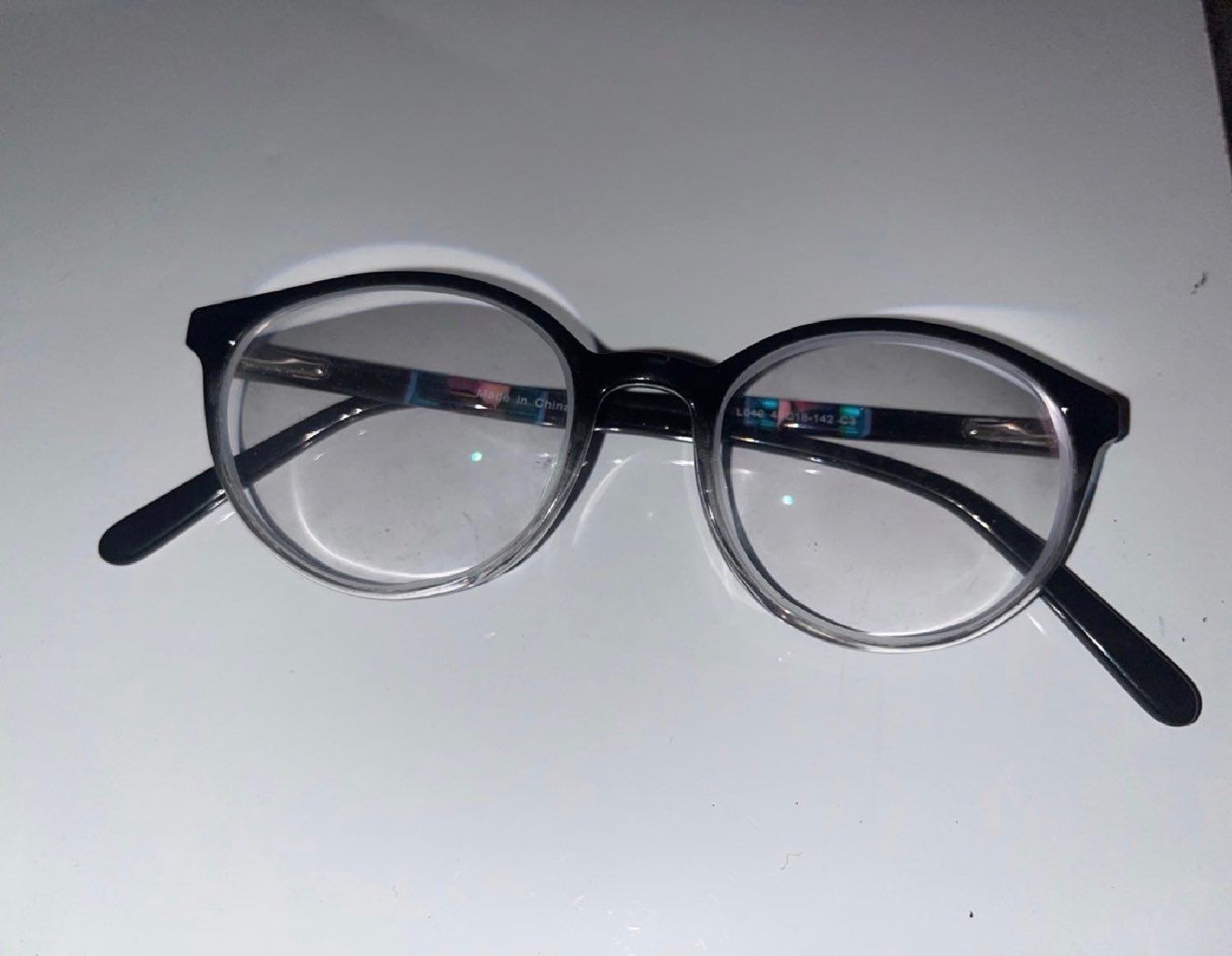 black unisex eyeglasses