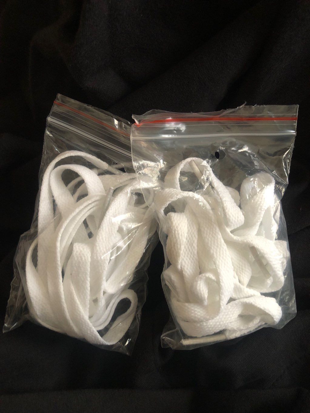 2 Pairs Of Shoelaces