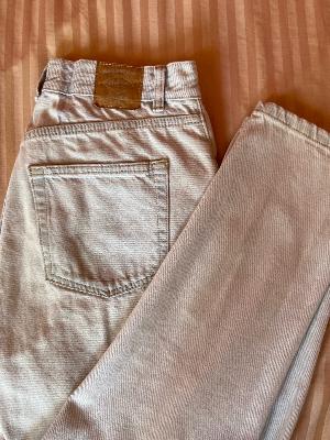 pull and bear jeans
