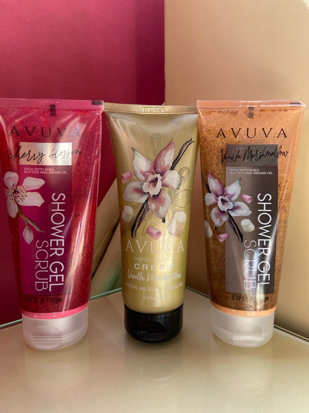 avuva lotion& shower gel scrub