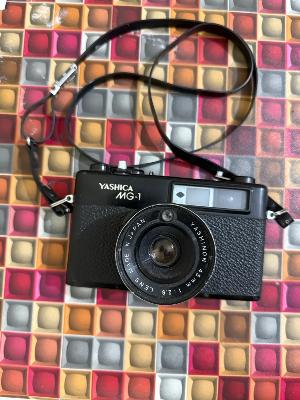 yashica MG-1