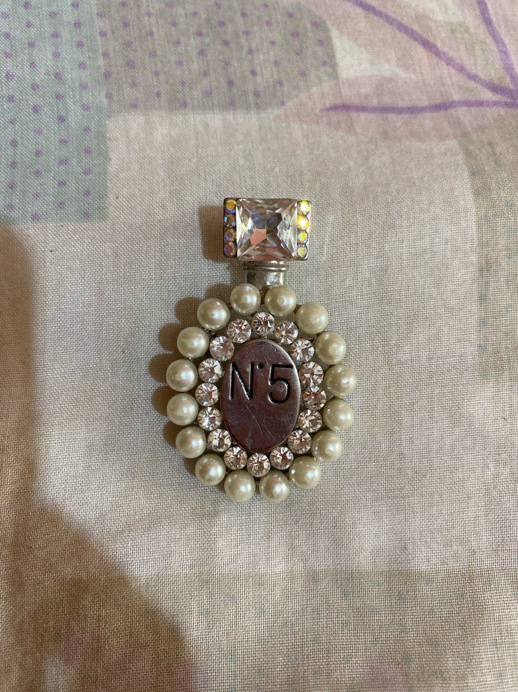 brooch