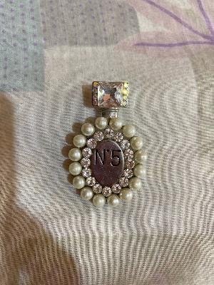 brooch