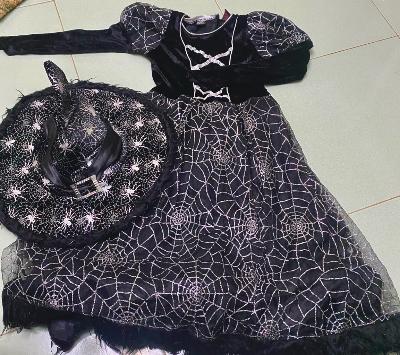 hallow’s Eve costume