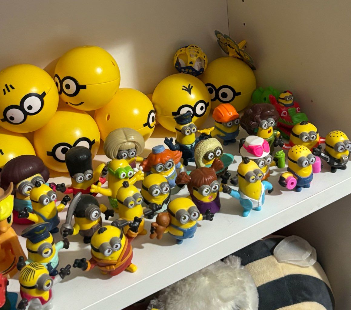 toy figures