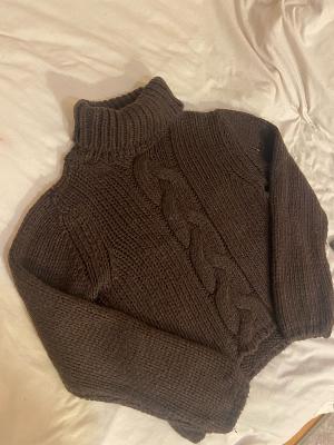 brown wool sweater