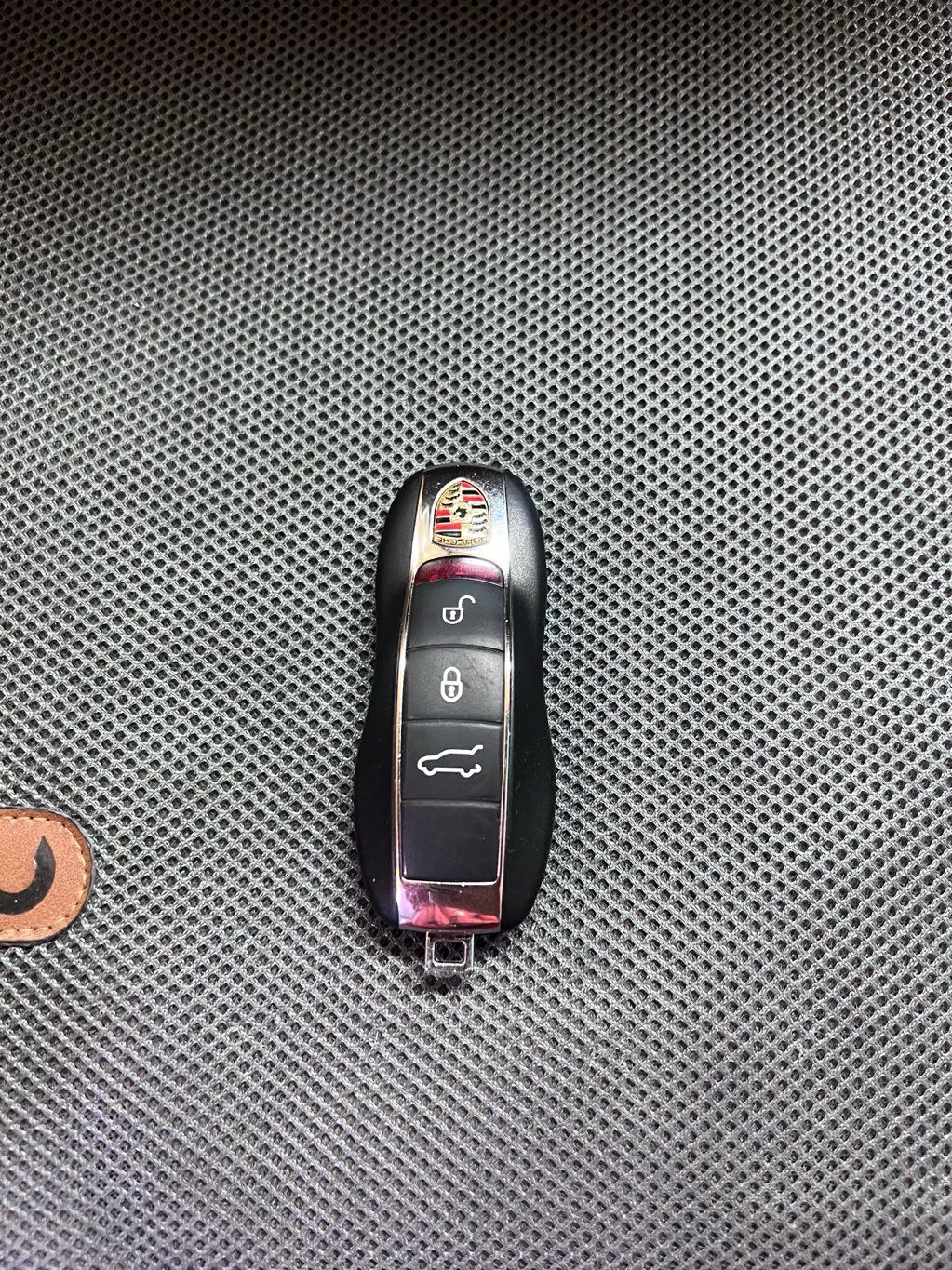 porsche key
