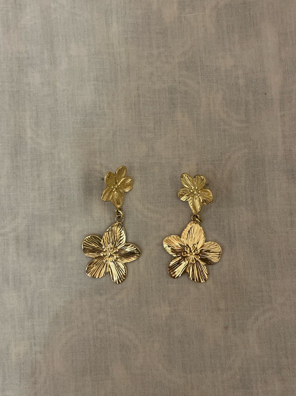 Stainless flower earrings