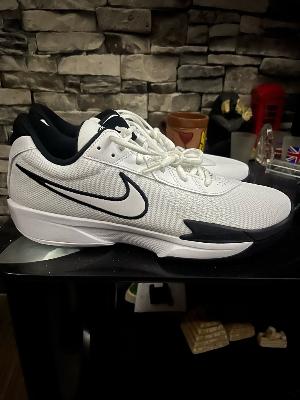 Nike GT cut
