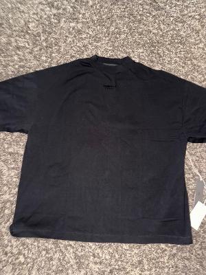 essentials fear of god tee