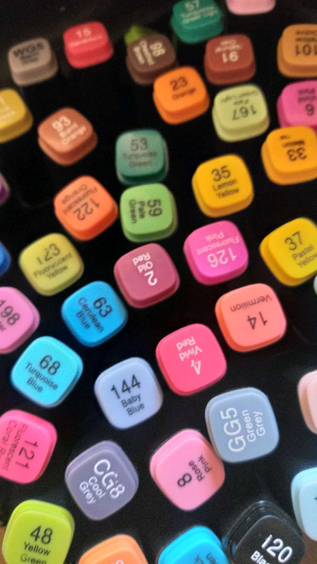 60 coloring markers