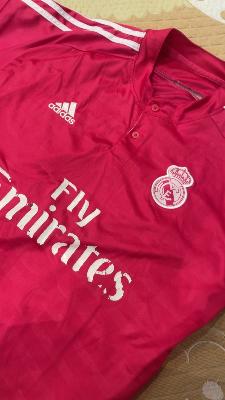 Real madrid pink jersey