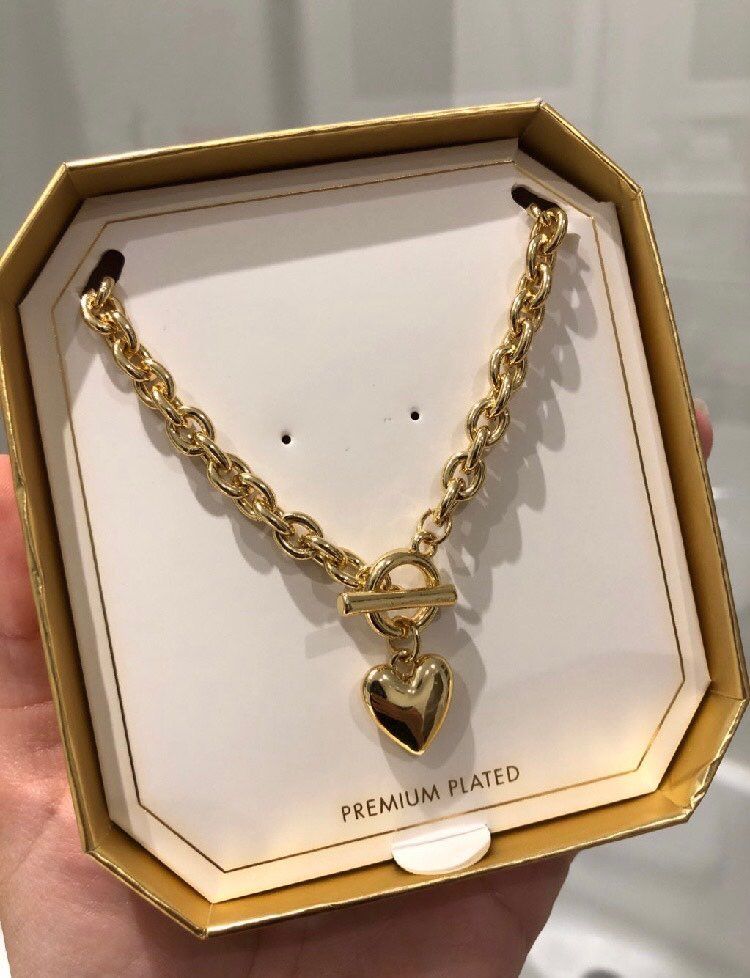 Lovisa gold plated necklace