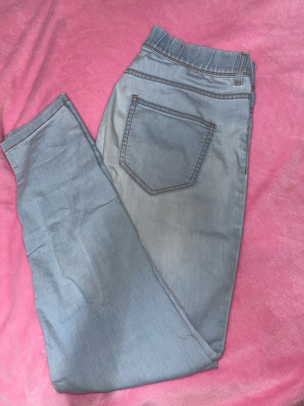 blue pants