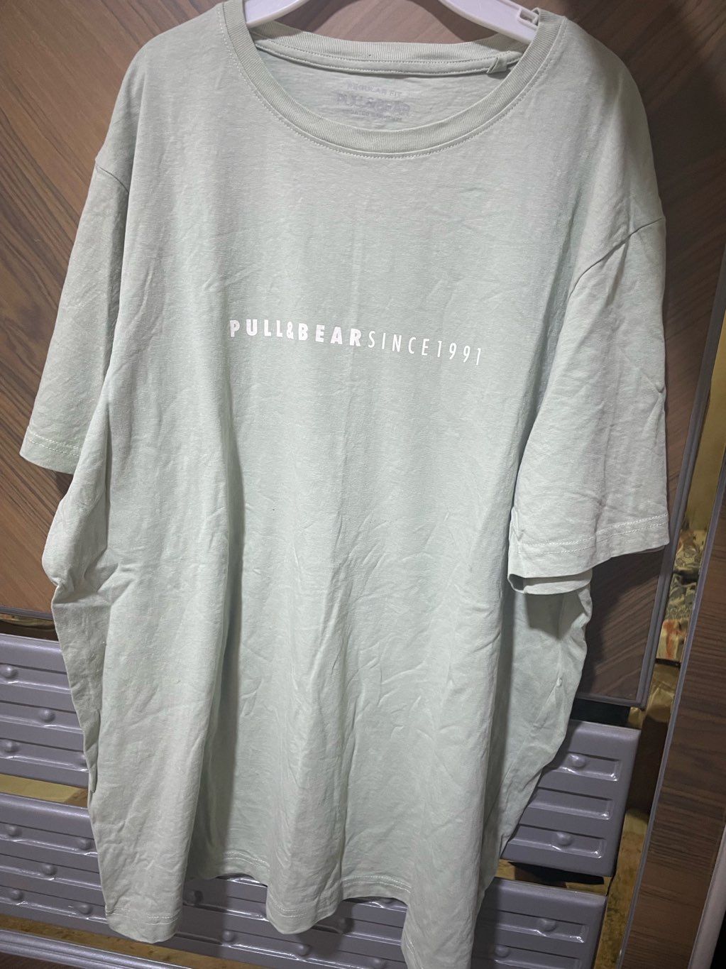 pull and bear t shirt