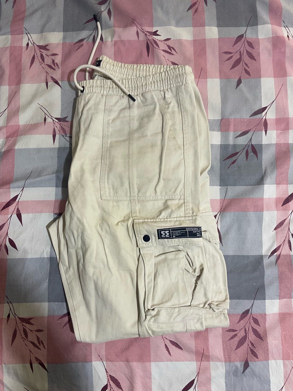 cargo pants