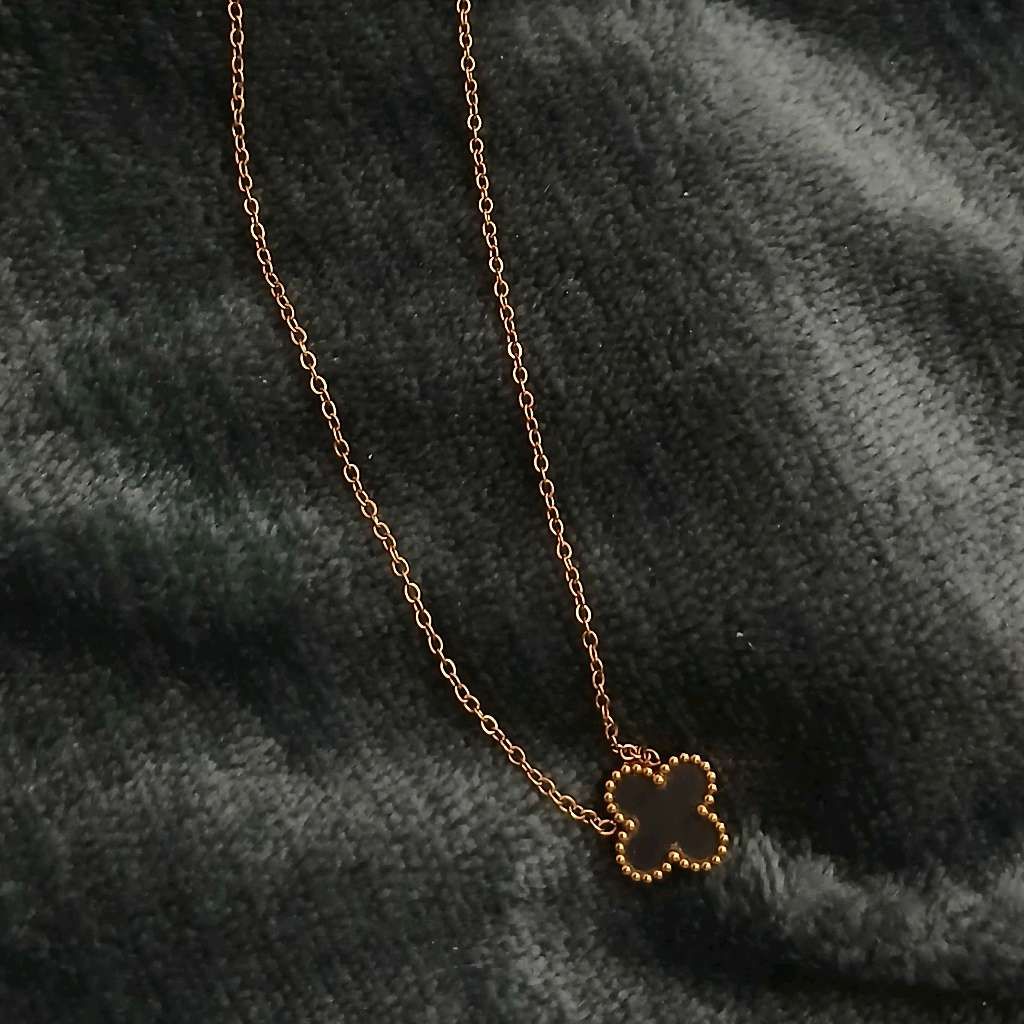 van cleef necklace