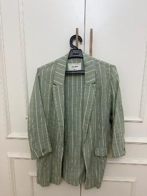 green Stradivarius blazer