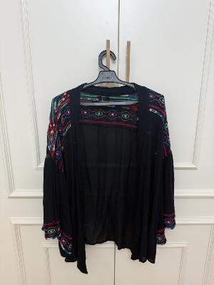 black stop with embroidery