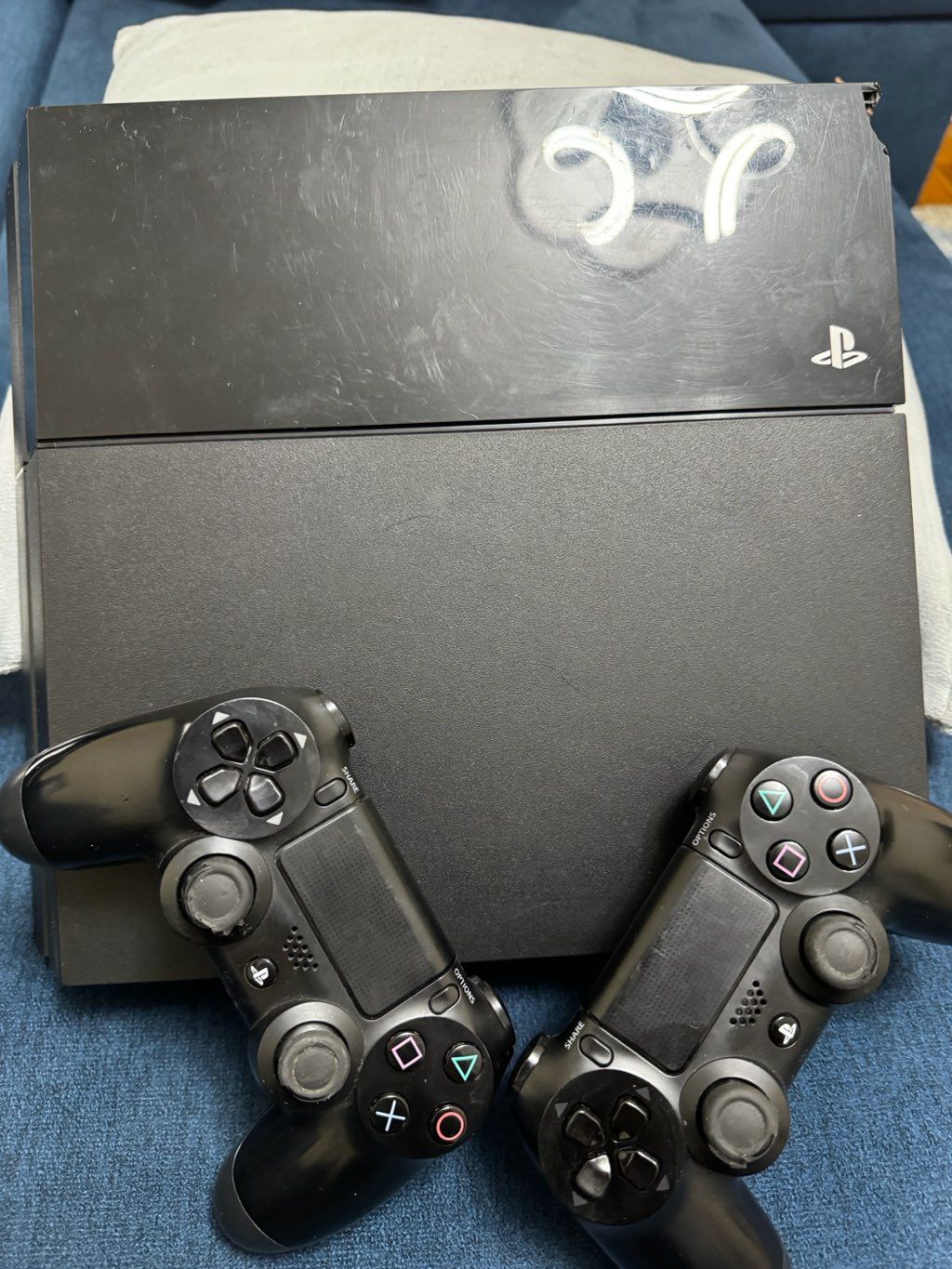 PS 4