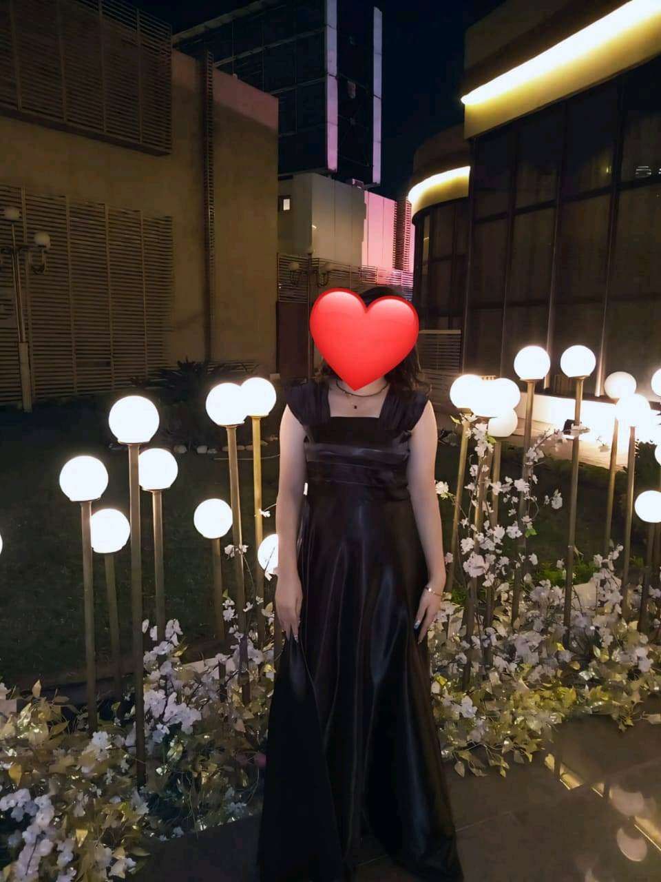 black dress