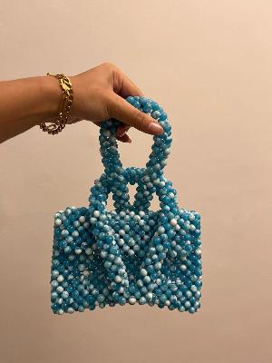 beaded bag from_aura.eg