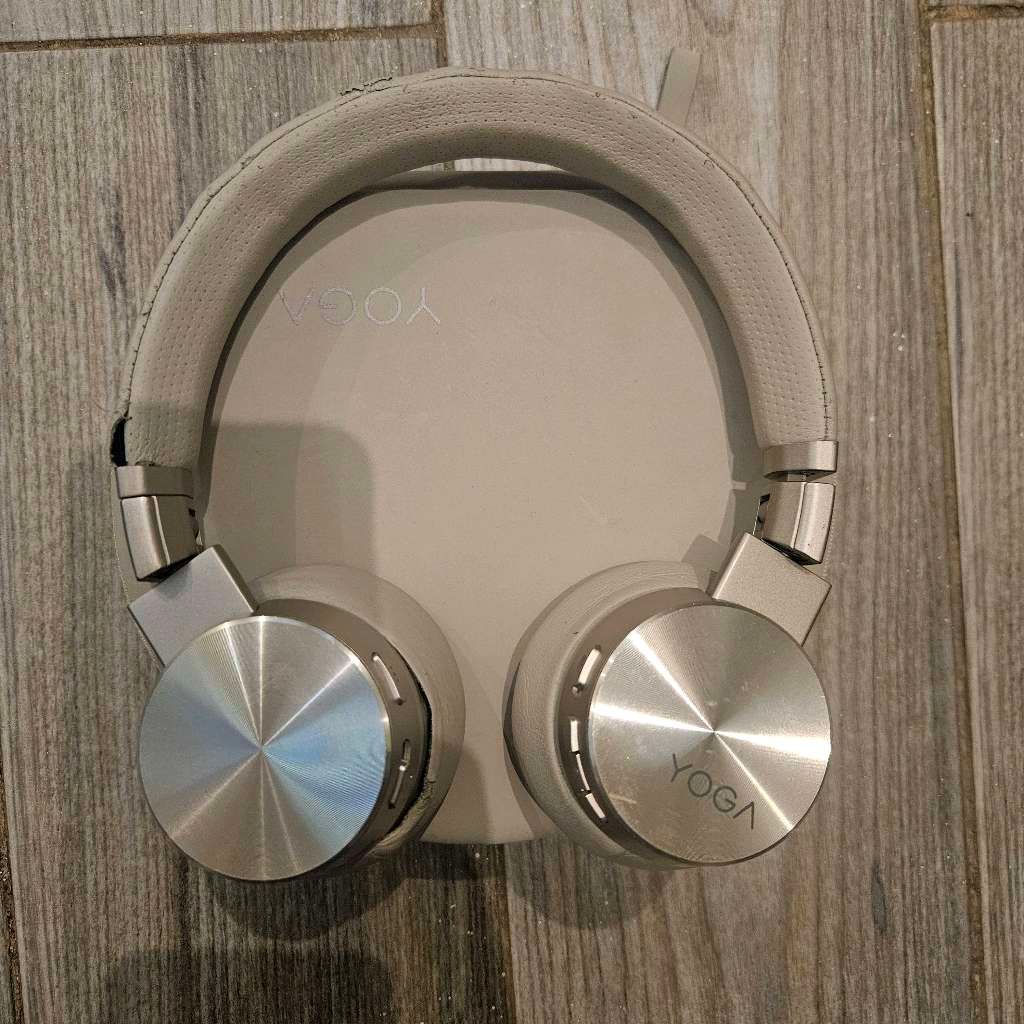 lenovo yoga ANC headphones