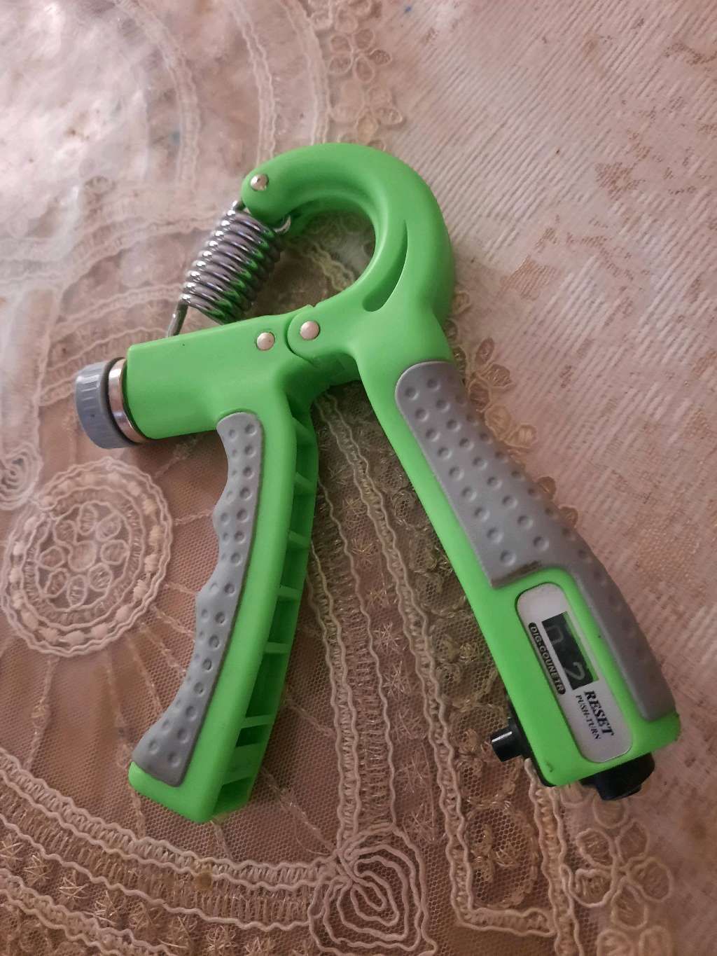 generic hand grip green