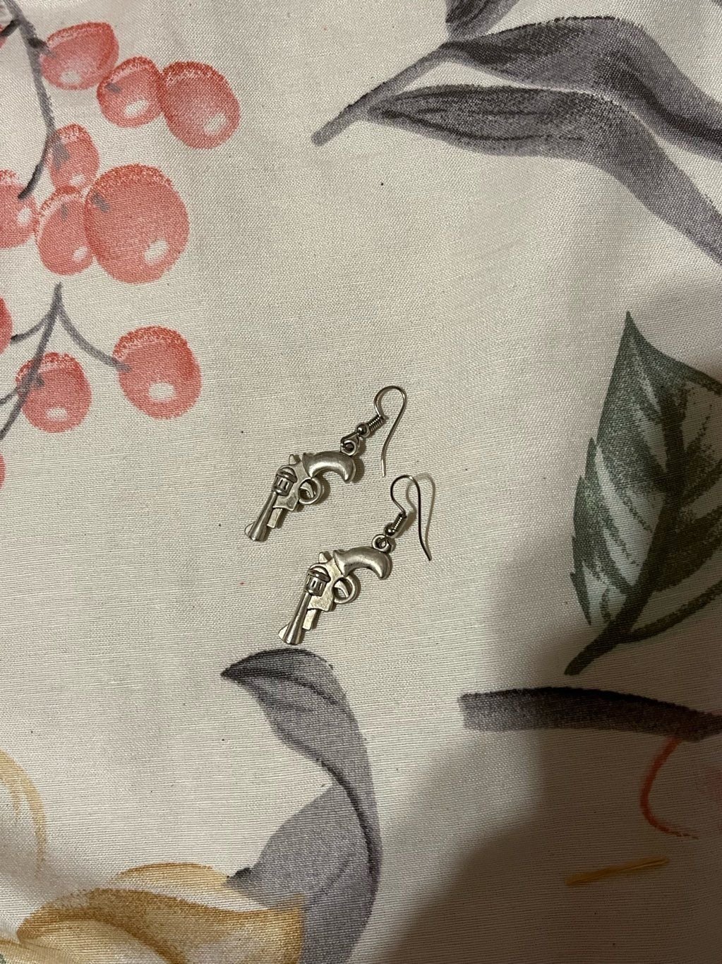 gun earrings