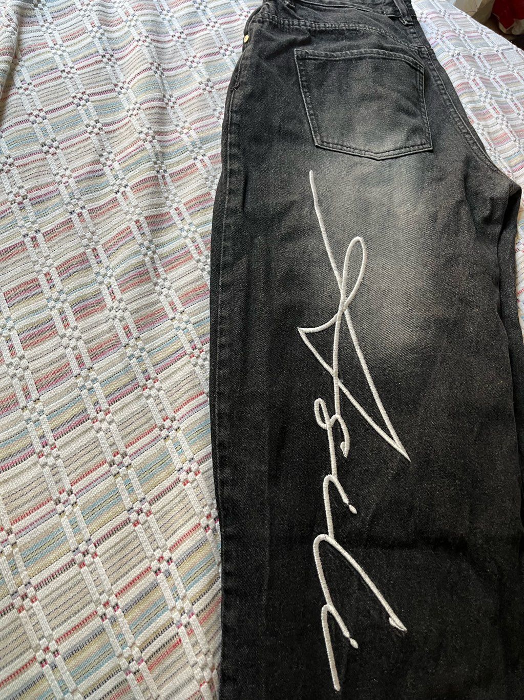 jeans