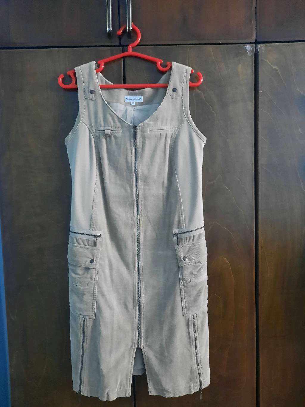 biege overall M/L