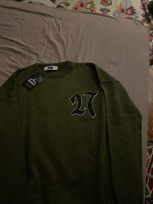 27 Sweater