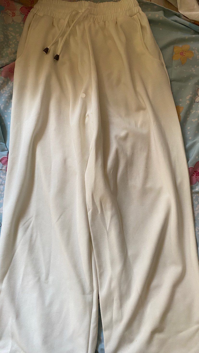 white pants