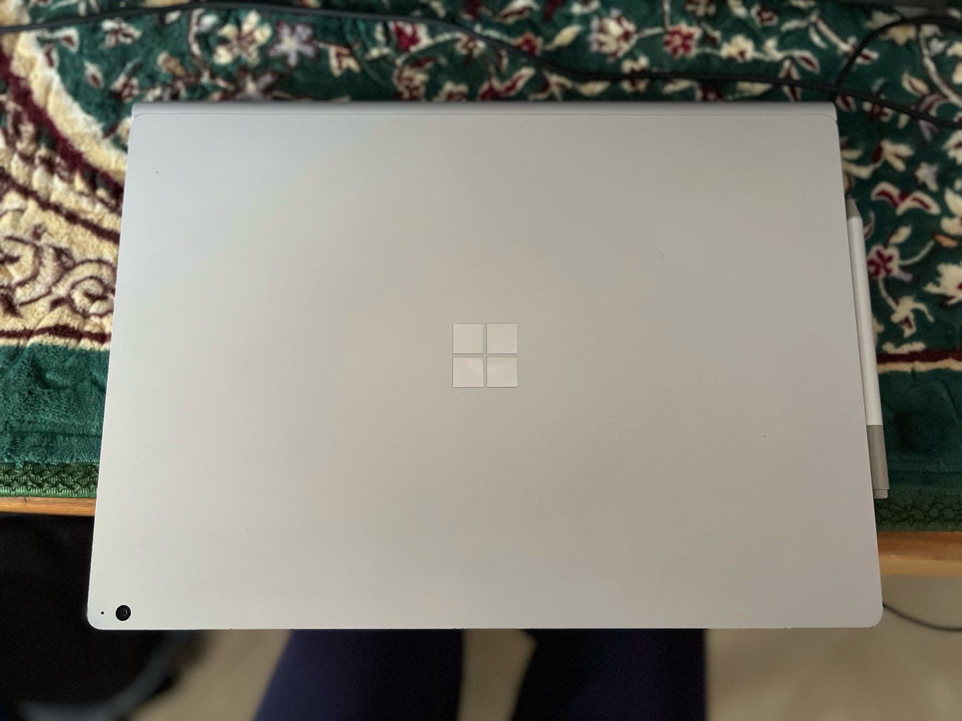 Microsoft surface book 2