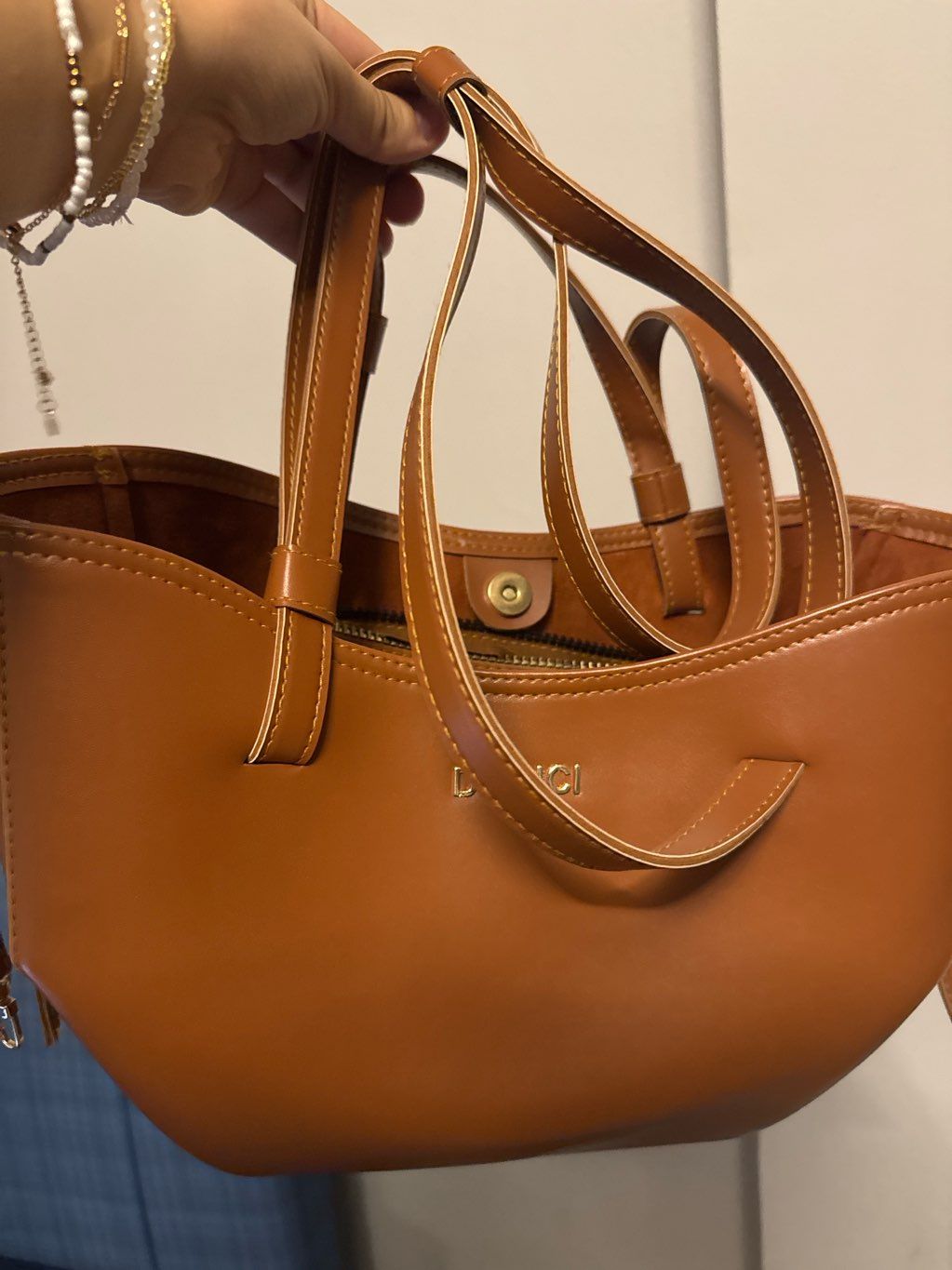 dodici local brand camel