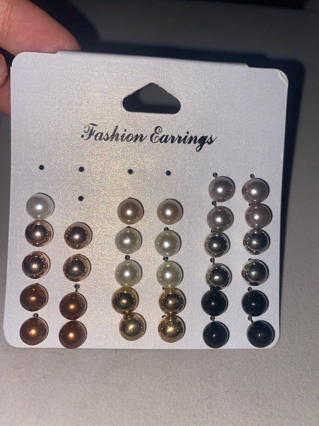 16 earrings pair