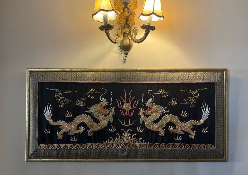 Chinese silk frame