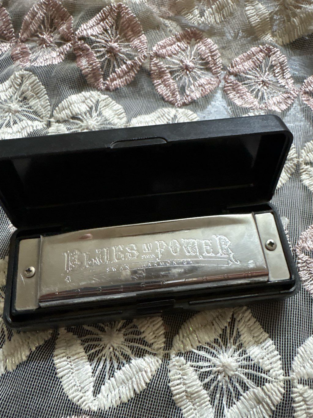 harmonica