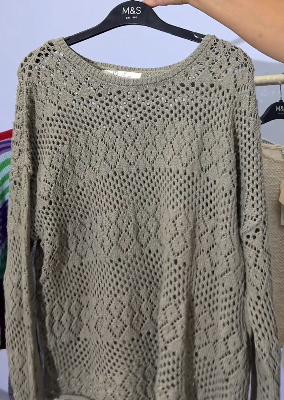 knit pullover