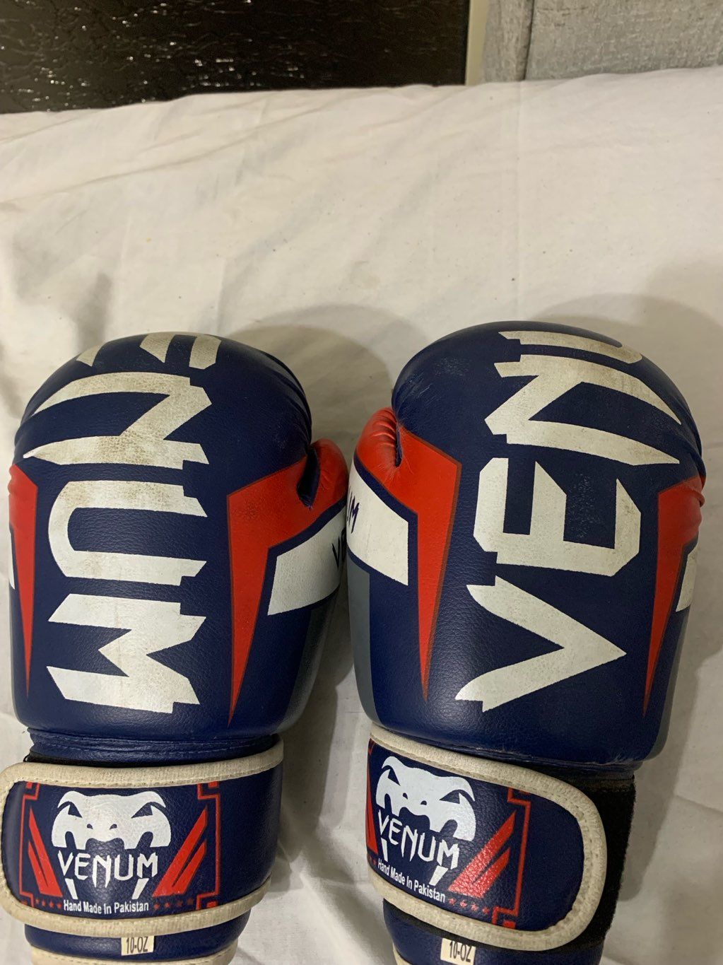 gloves boxing