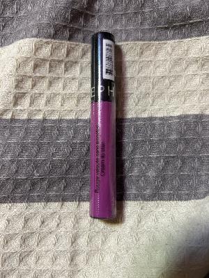 cream lip stain
