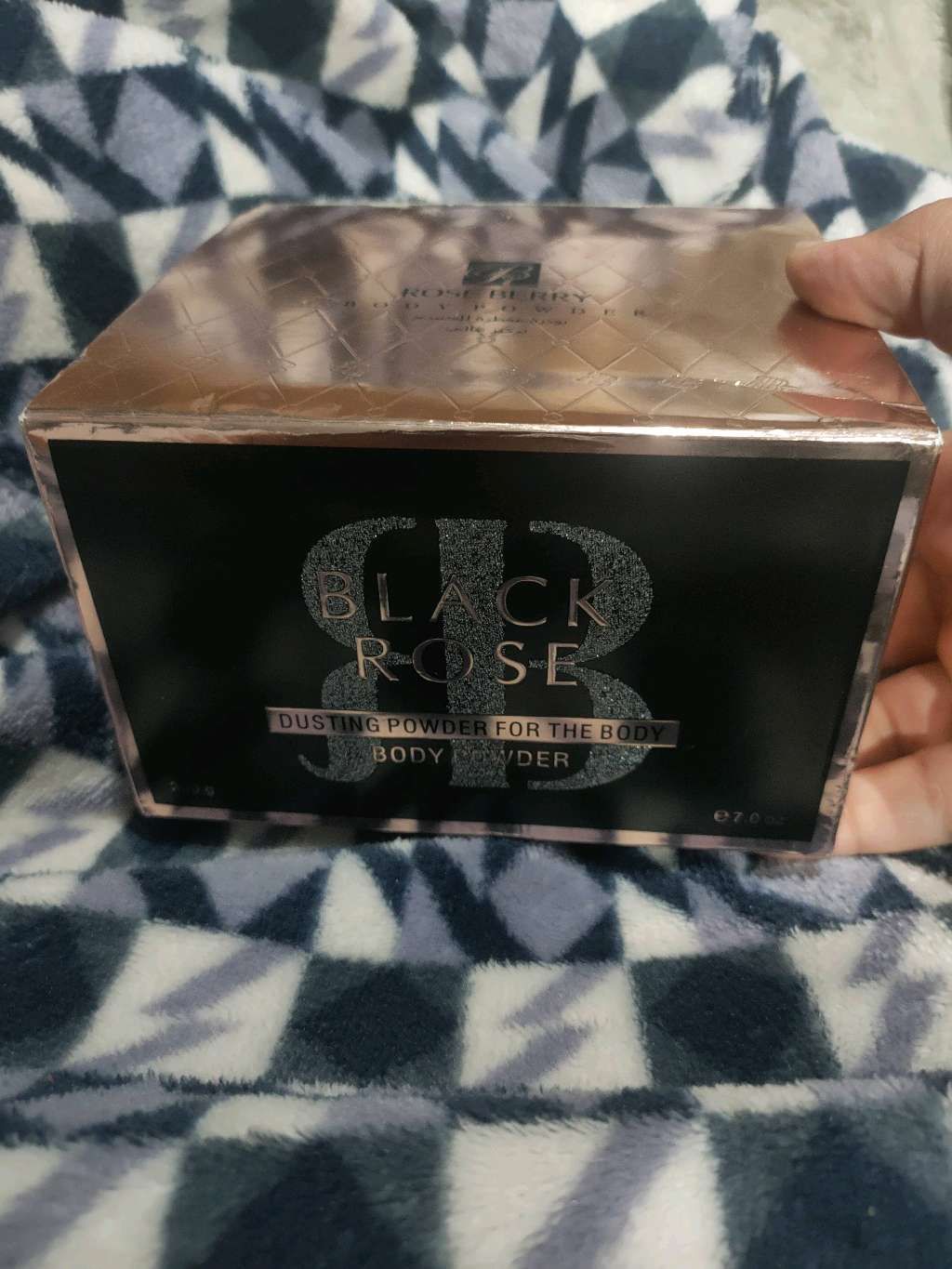 Rose berry body powder