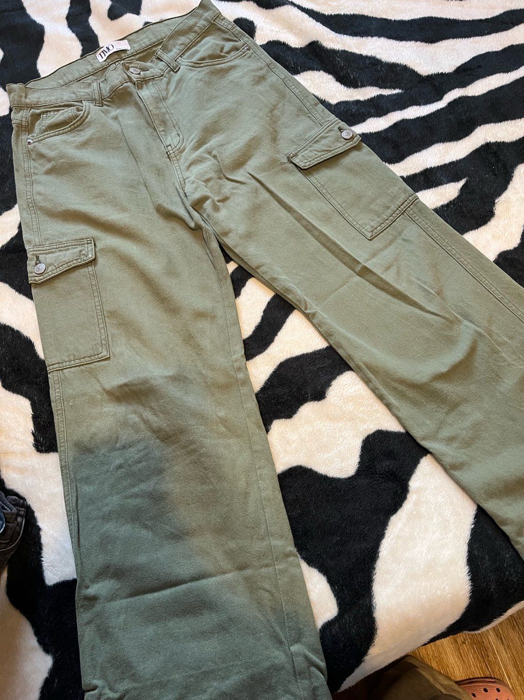 cargo pants