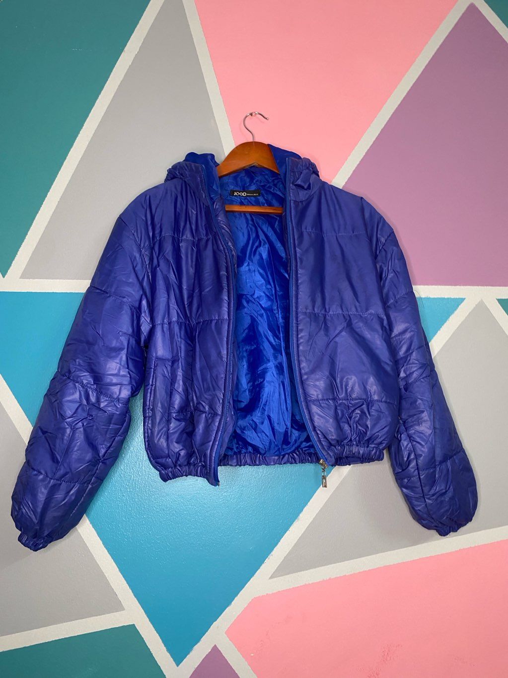 blue jacket