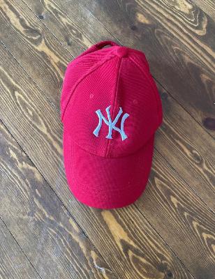red cap