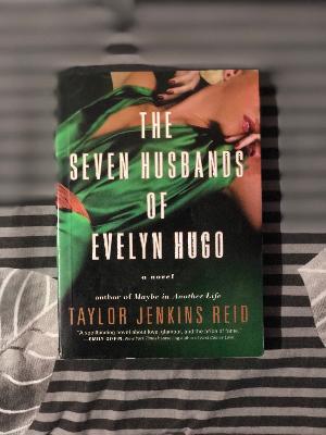 Seven husbands of Evelyn Hugo