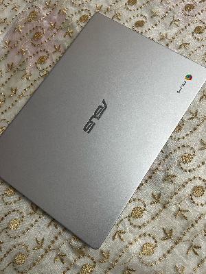ASUS ChromeBook