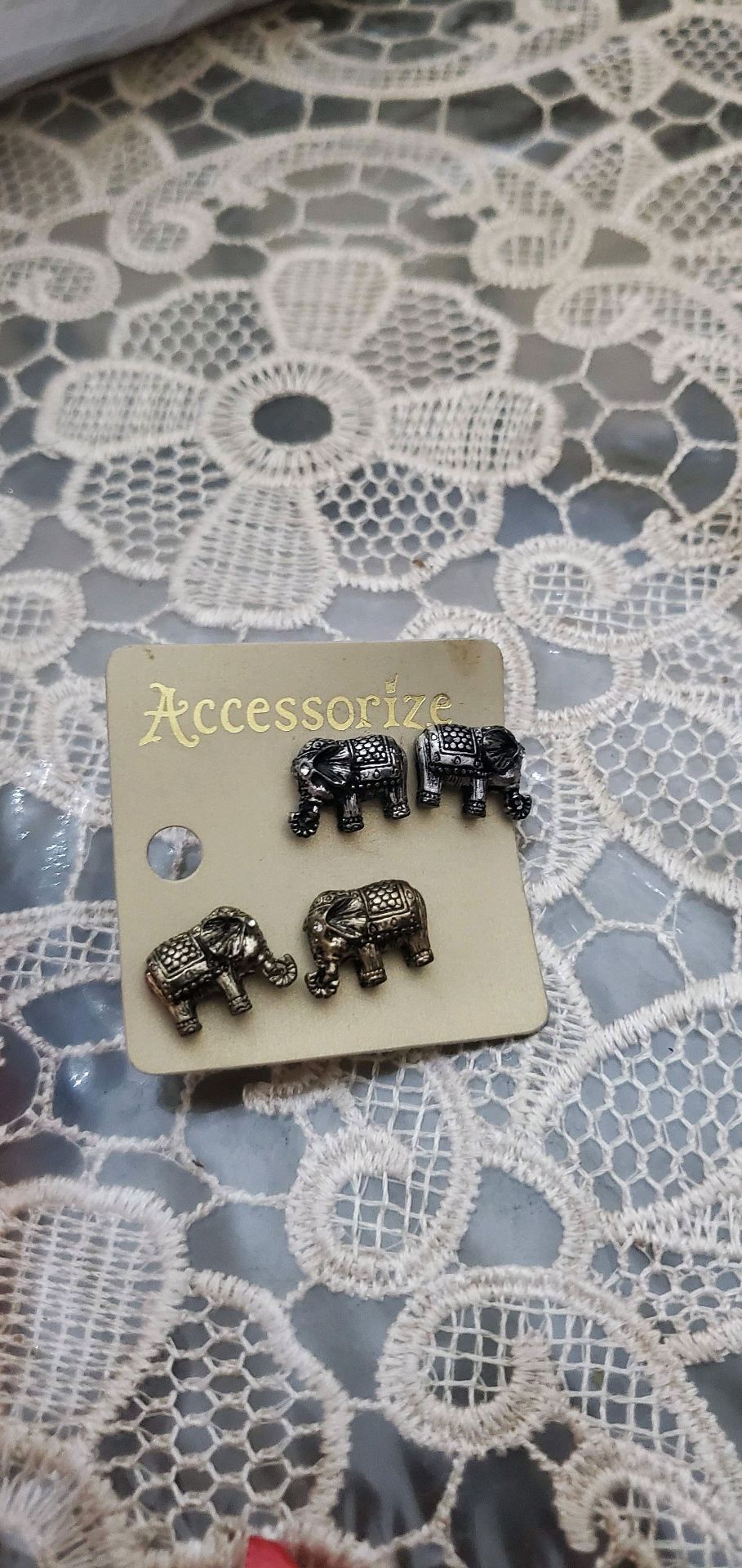 brand new accessorieze