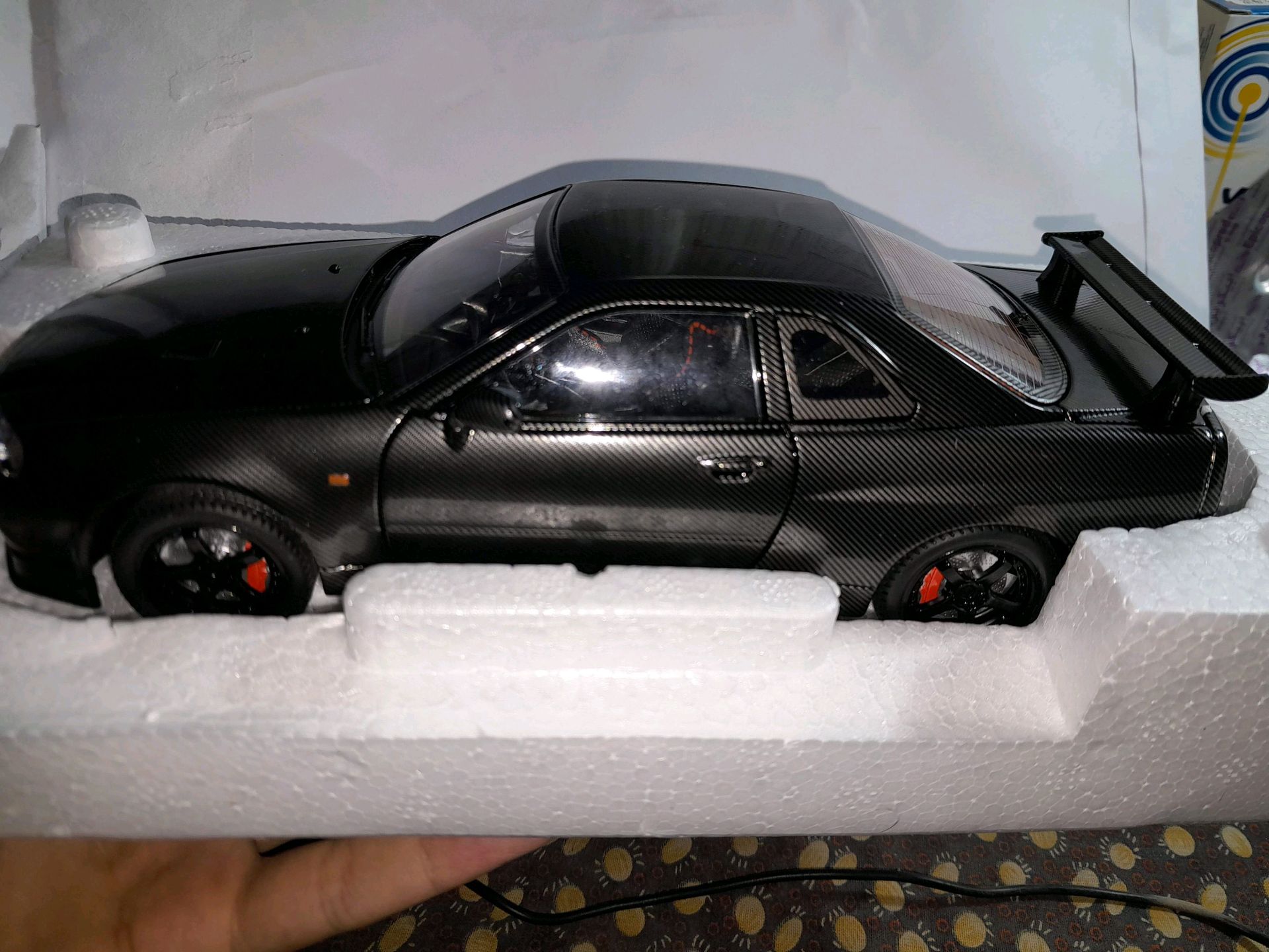 NISSAN GTR 34 SCALE 1/24