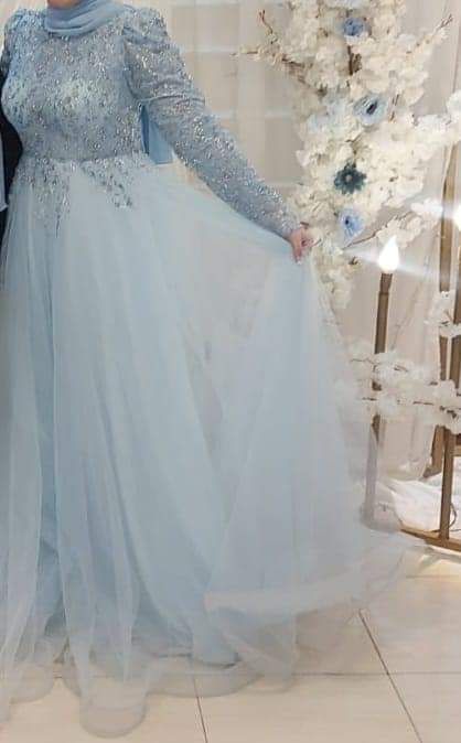 baby blue dress engagment